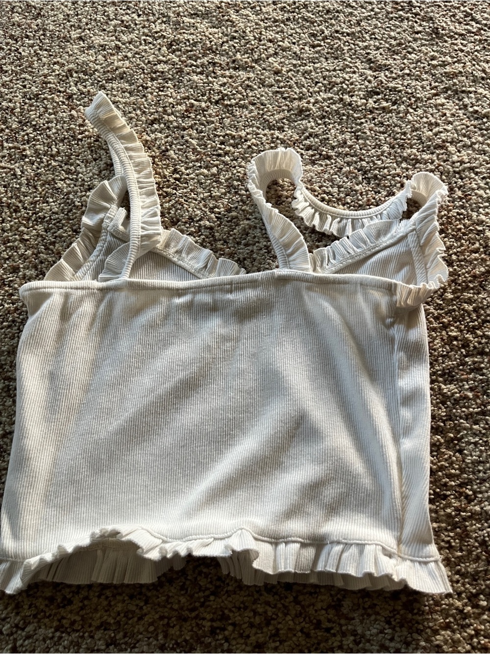 Ruffled Ribbed Tank Top - Picture 4 of 4